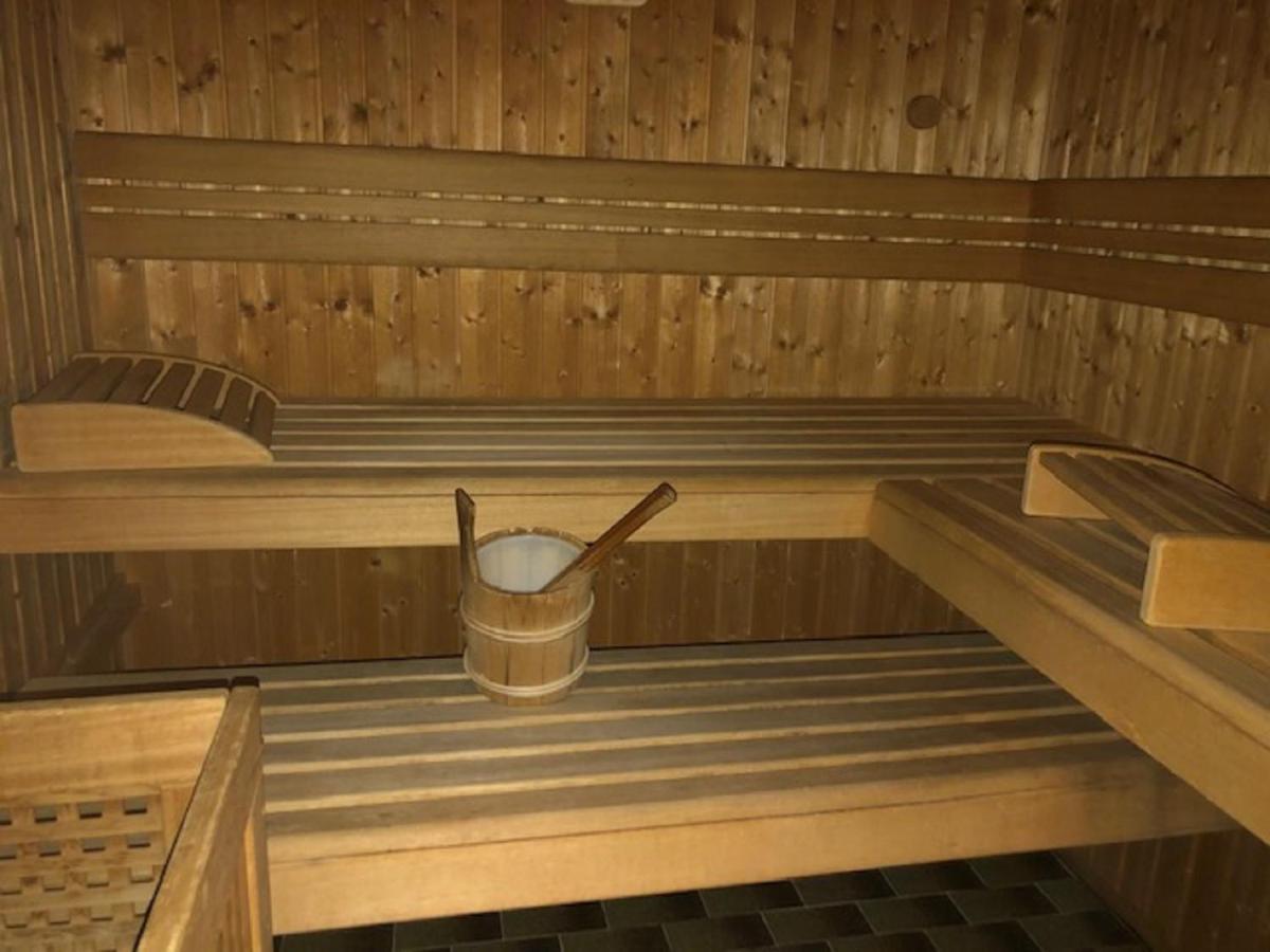 Ferienwohnung Pied-A-Terre In Crans-Montana, Pool And View - Swiss Alps Exterior foto